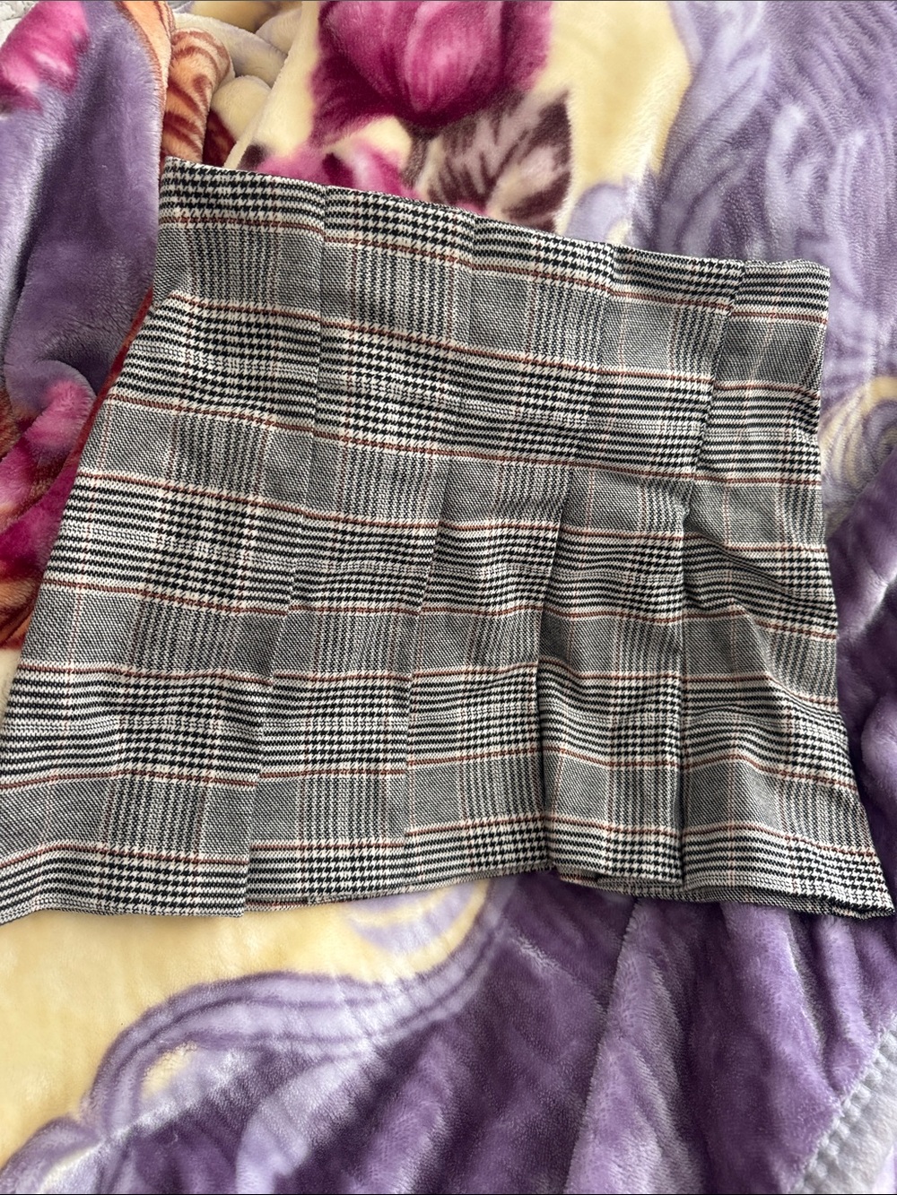 NWT H&M Classic Plaid Pleated Mini Skirt - Gray Plaid